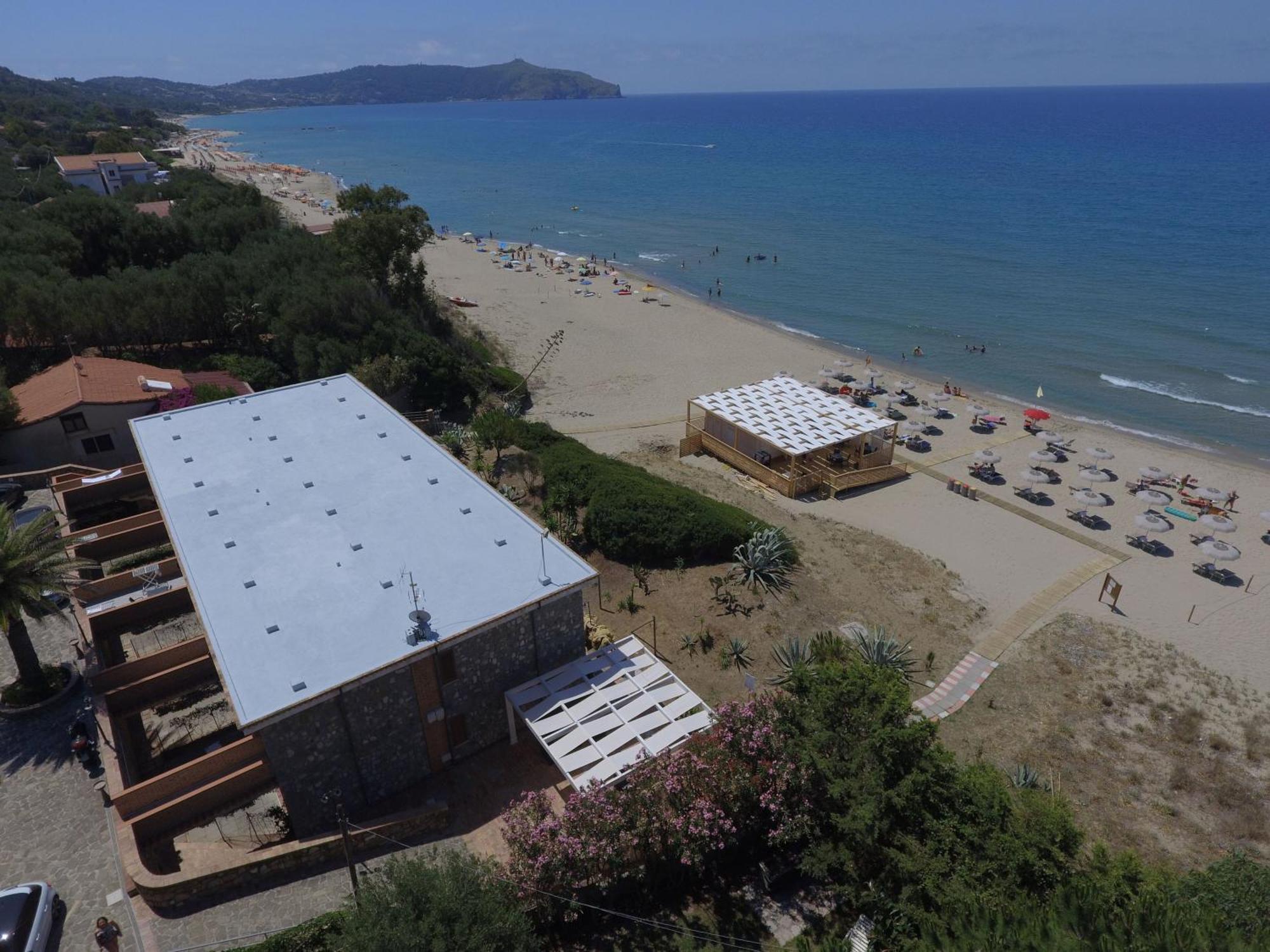 Residence Le Palme - Appartamenti Sul Mare - Spiaggia Tra Palinuro E Caprioli Pisciotta Bagian luar foto