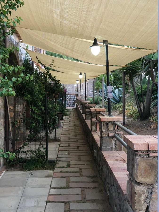 Residence Le Palme - Appartamenti Sul Mare - Spiaggia Tra Palinuro E Caprioli Pisciotta Bagian luar foto